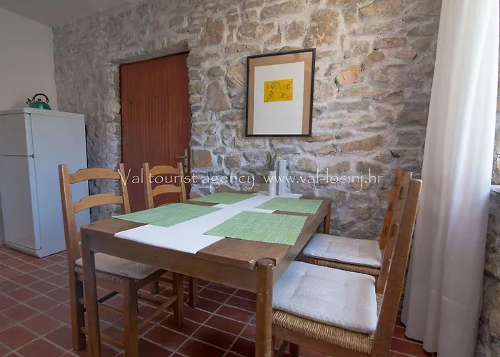 Schoene In By Interhome Apartment Veli Losinj