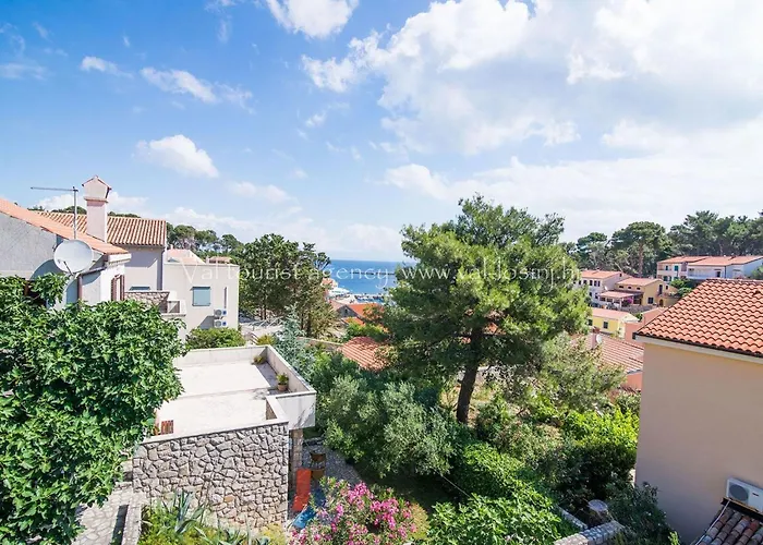Apartment Schoene In By Interhome Veli Losinj